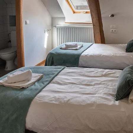 La Ferme De L'hoste فندق مبيت وإفطار 2*