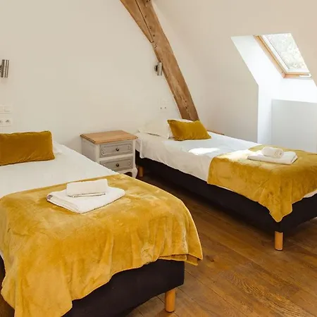 La Ferme De L'hoste Bed & Breakfast 2*